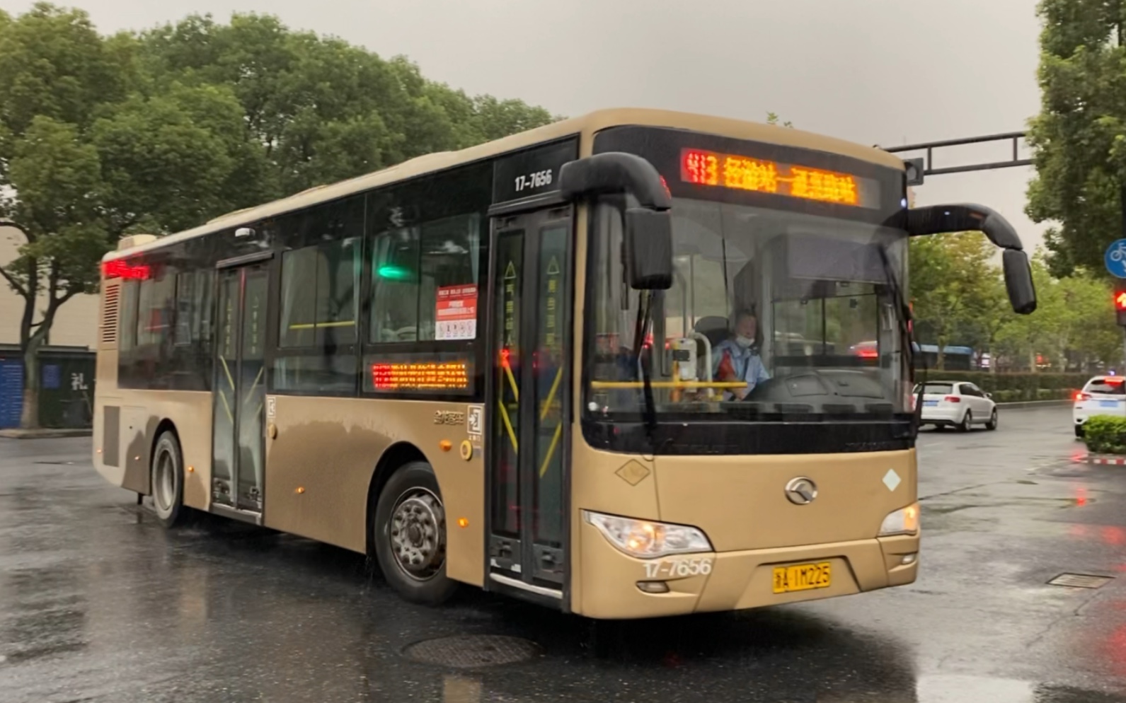 【杭州公交】萧山公交 xmq6106agn5 413路 17-7656