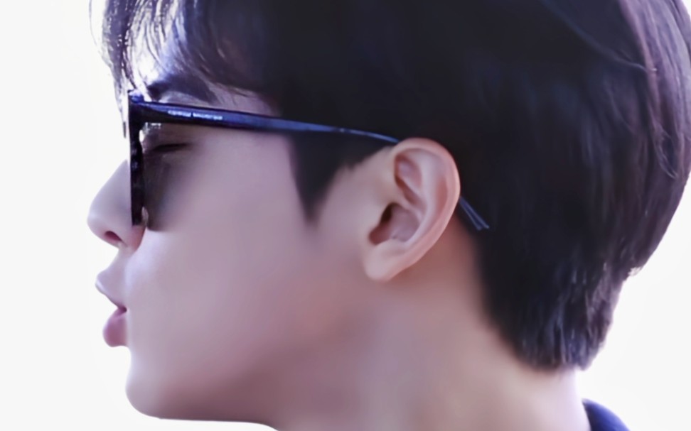 【车银优】总裁出街~又酷又奶的墨镜优