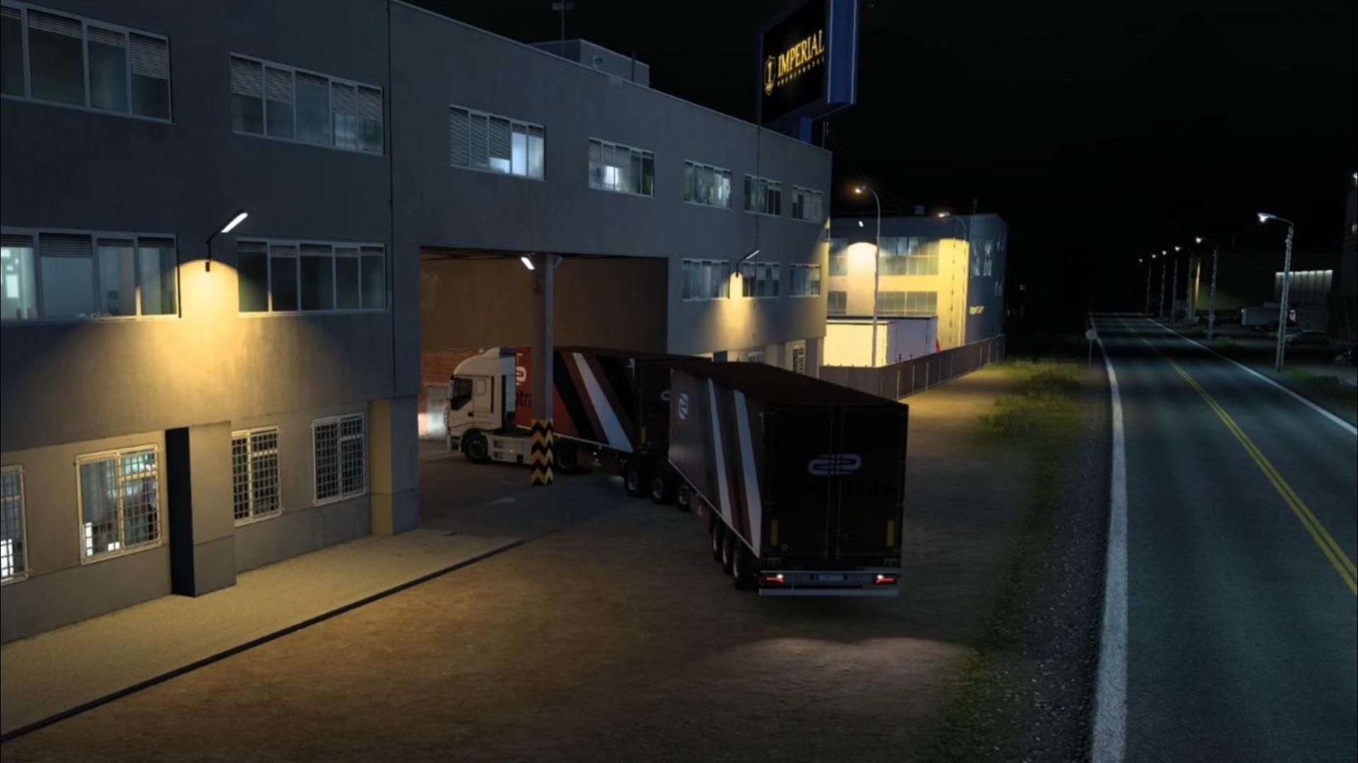 欧洲卡车模拟2:黑漆漆的夜晚拉双挂的货物去往巴雷拉斯