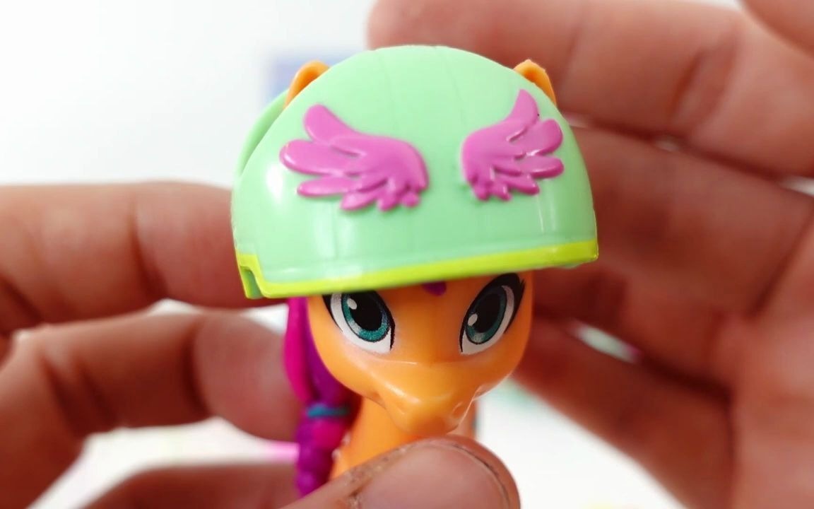 [图]【转载】新款小马宝莉套装开箱 Sunny Starscout Mix and Make My Little Pony A New Generation Toys