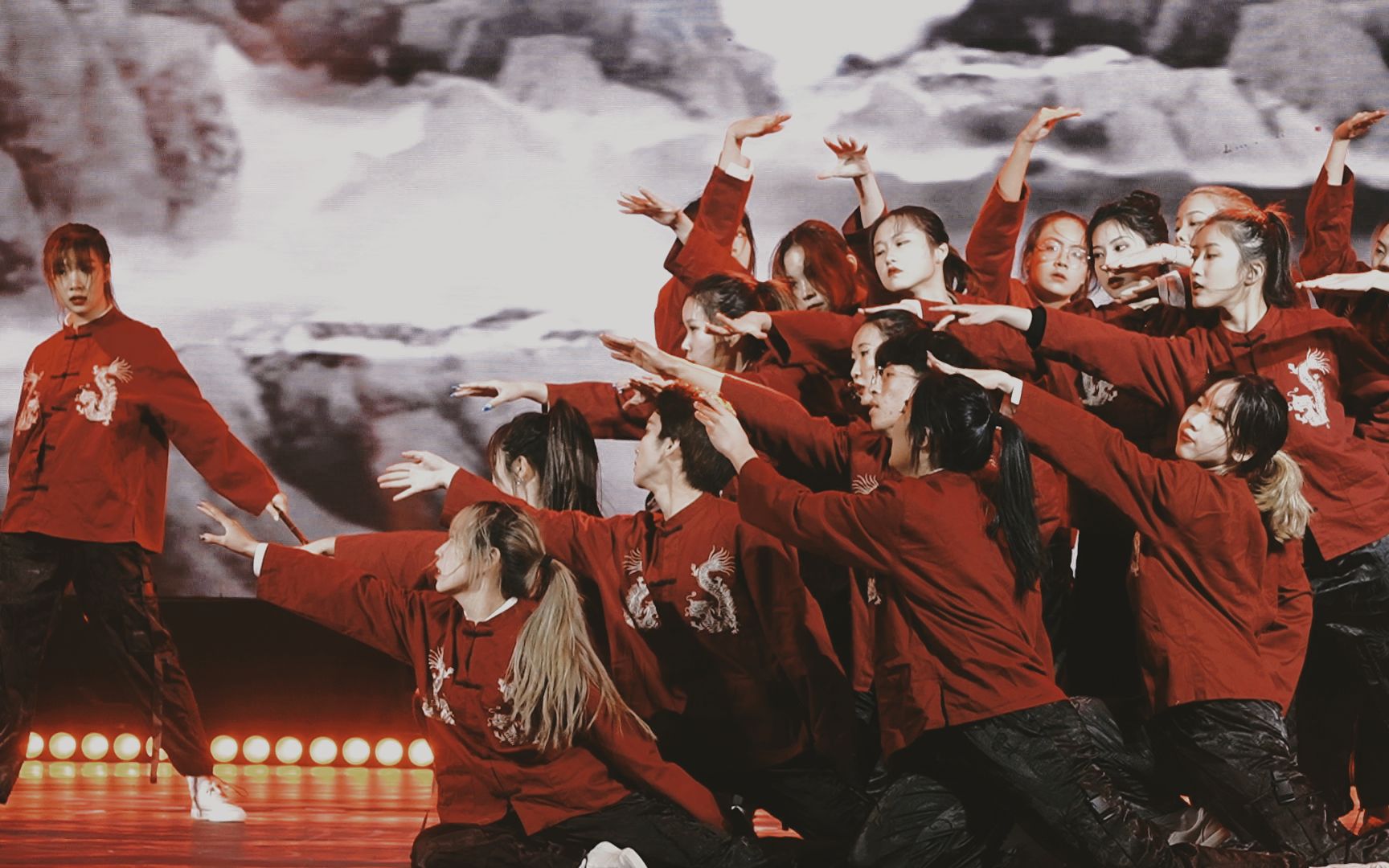 国风街舞《画卷》 表演:华东政法大学