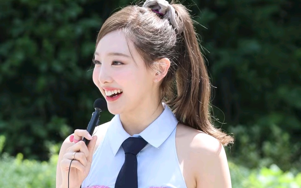 林娜琏nayeon粉丝见面会饭拍_哔哩哔哩_bilibili