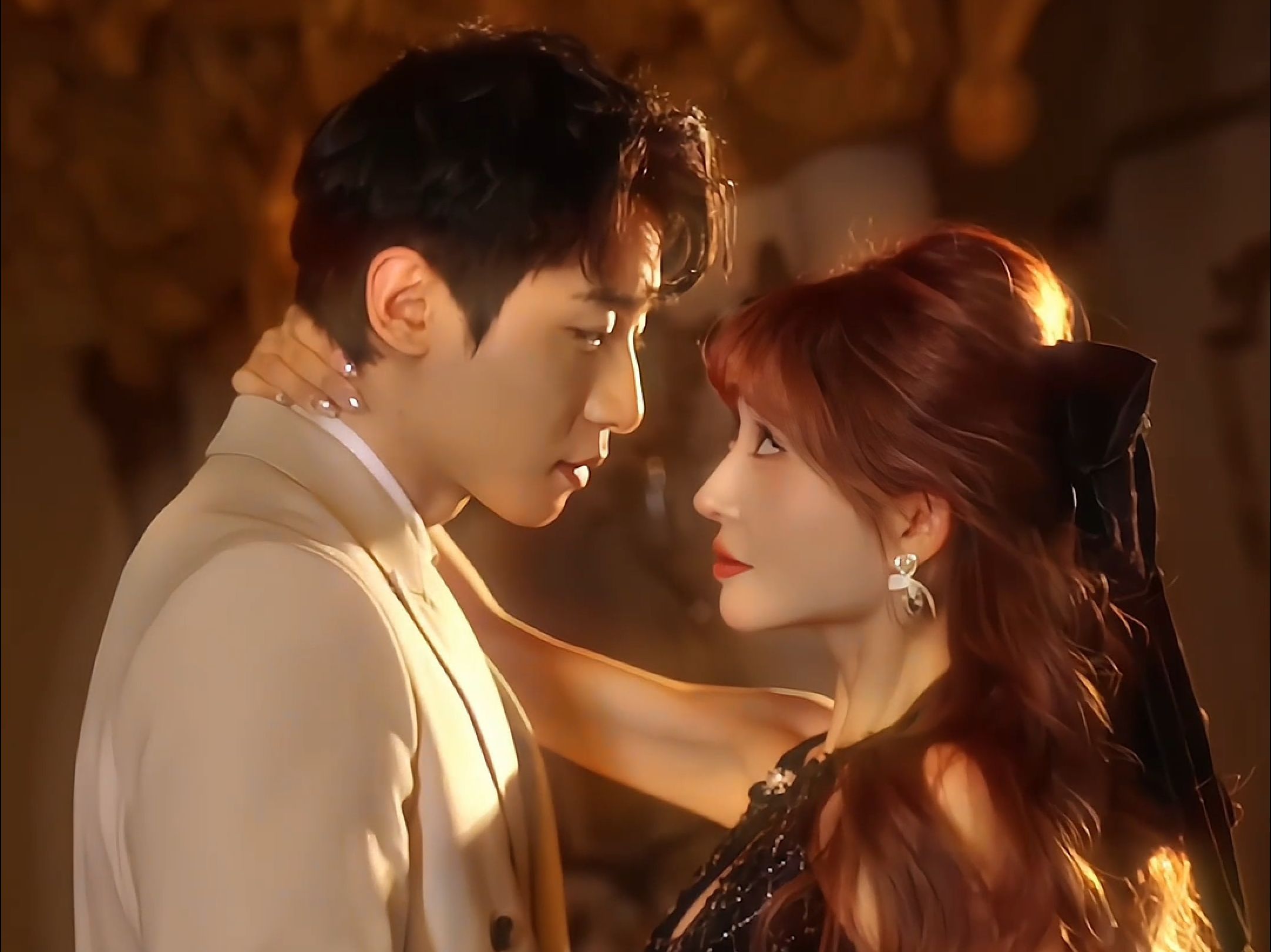 婚礼上渣男未婚夫叫了前任的名字,我逃婚后竟嫁给了真爱