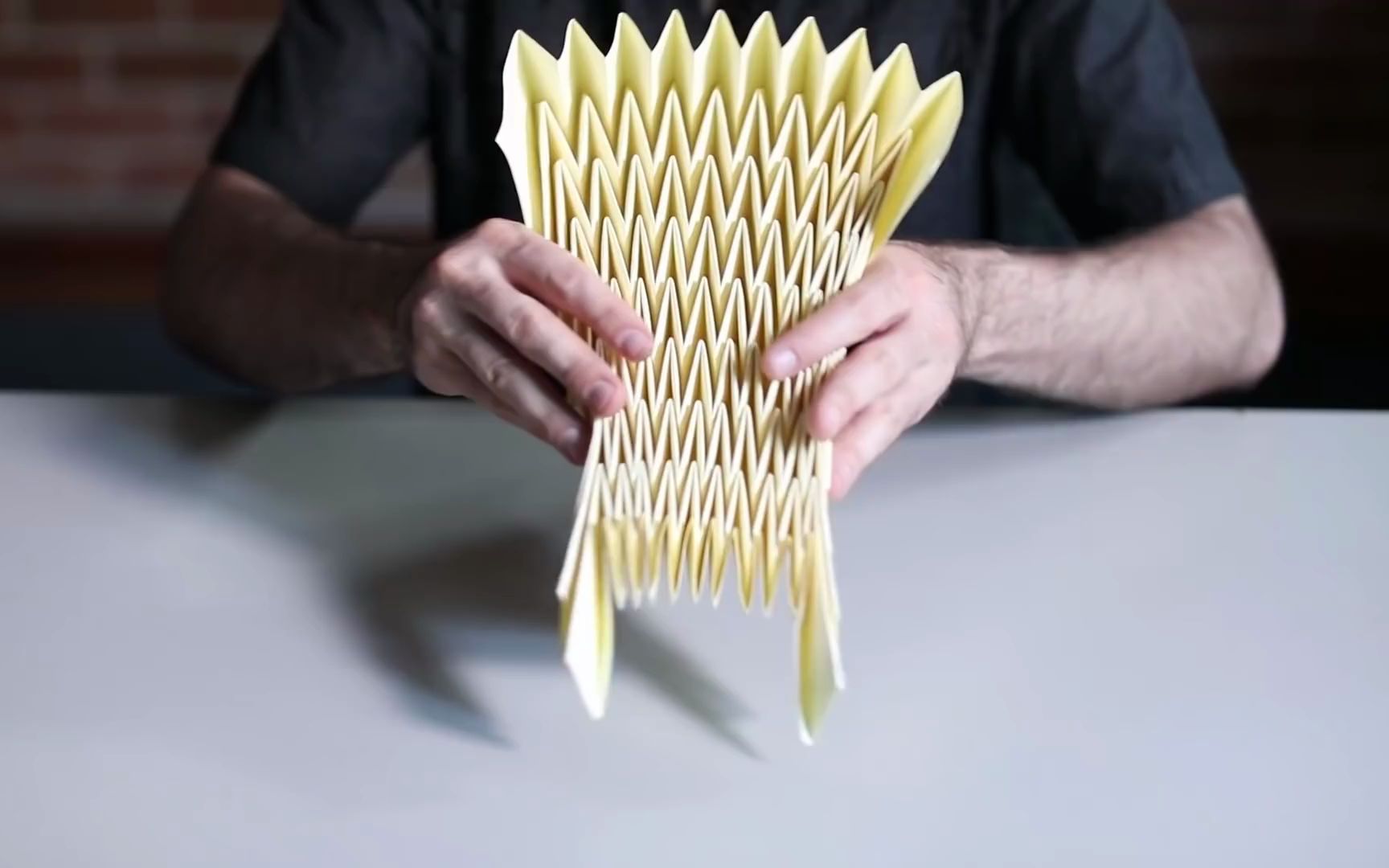 [图]Michael Assis Atomic Origami| 迈克尔阿西斯原子折纸