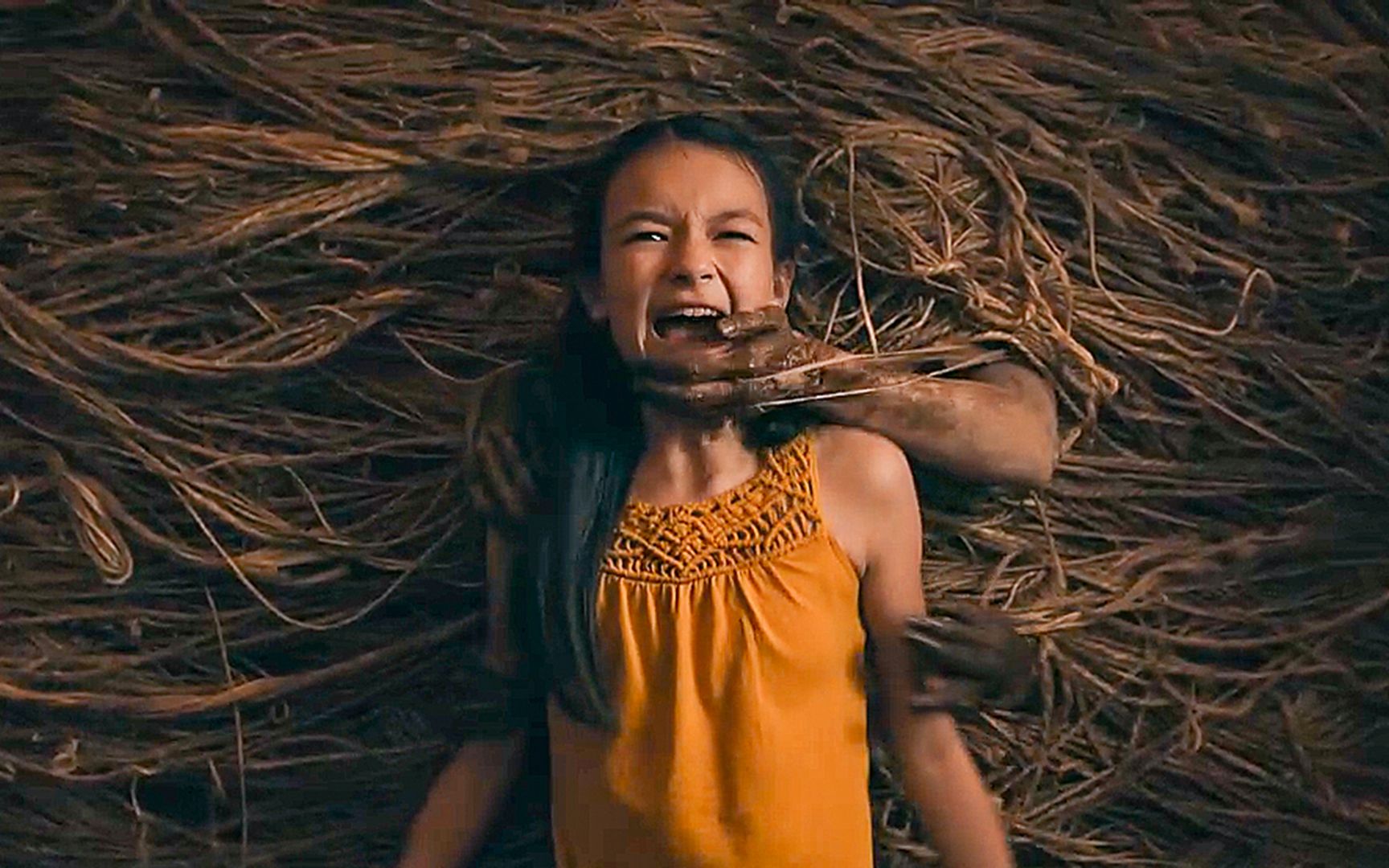 「更夫看戏」母亲救女儿势不可挡,拿斧子从警局砍到街道《惊悚50州》