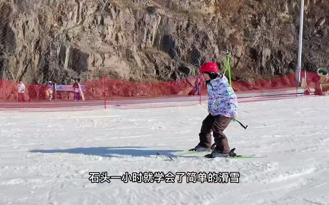 【安吉滑雪】家门口的天然户外高山滑雪场,安吉云上草原开放啦!需要坐上缆车的云上游玩,随手拍照称霸朋友圈,体验不一样的游玩你想带谁一起来呢?...