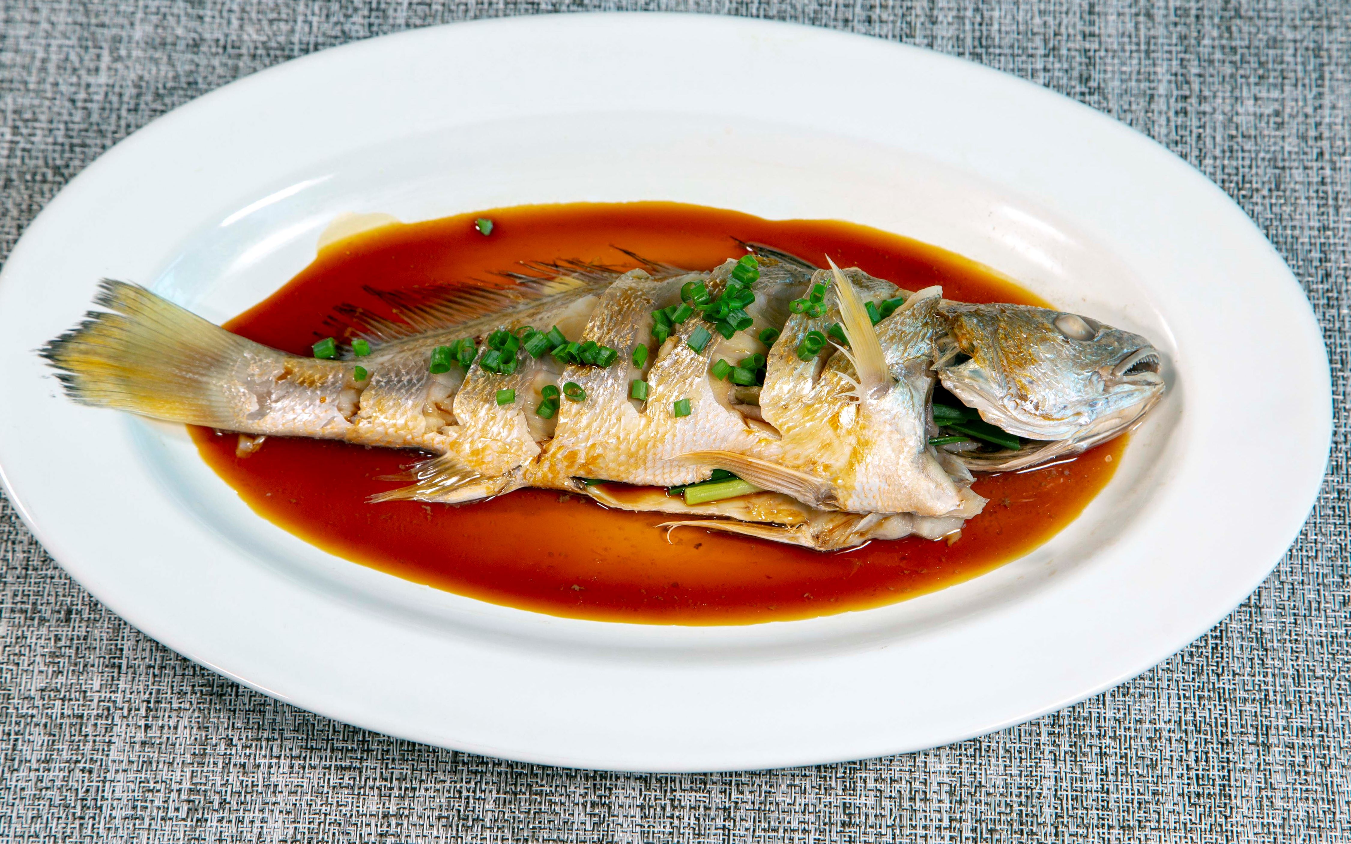 【清蒸黄山鱼】海鲜原汁原味做法,大厨也是这样做