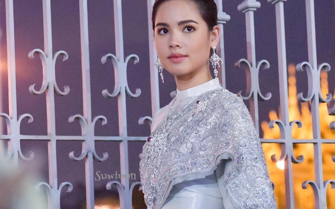 泰国女星yaya公主罗曼史