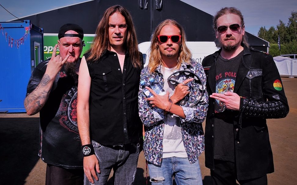 芬兰旋律金属乐队flat earth 2018.7.14 ilosaarirock音乐节演出现场