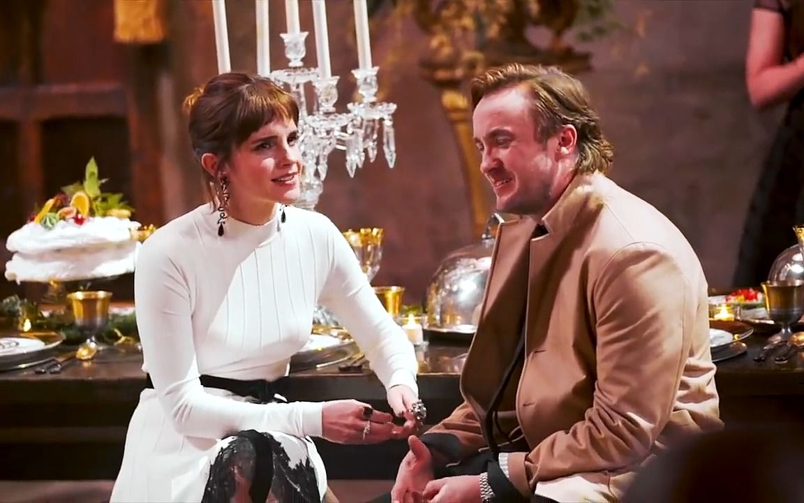 【艾玛】彼此相爱的汤姆费尔顿和艾玛沃特森