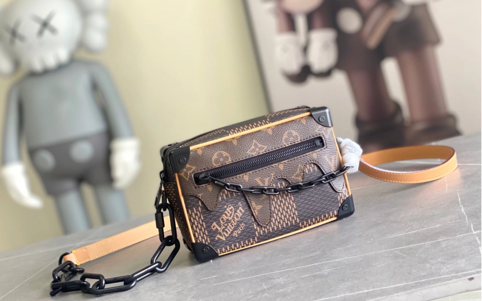 说一下高仿lv路易威登n60394啡格老花 mini soft trunk 链条包 mini