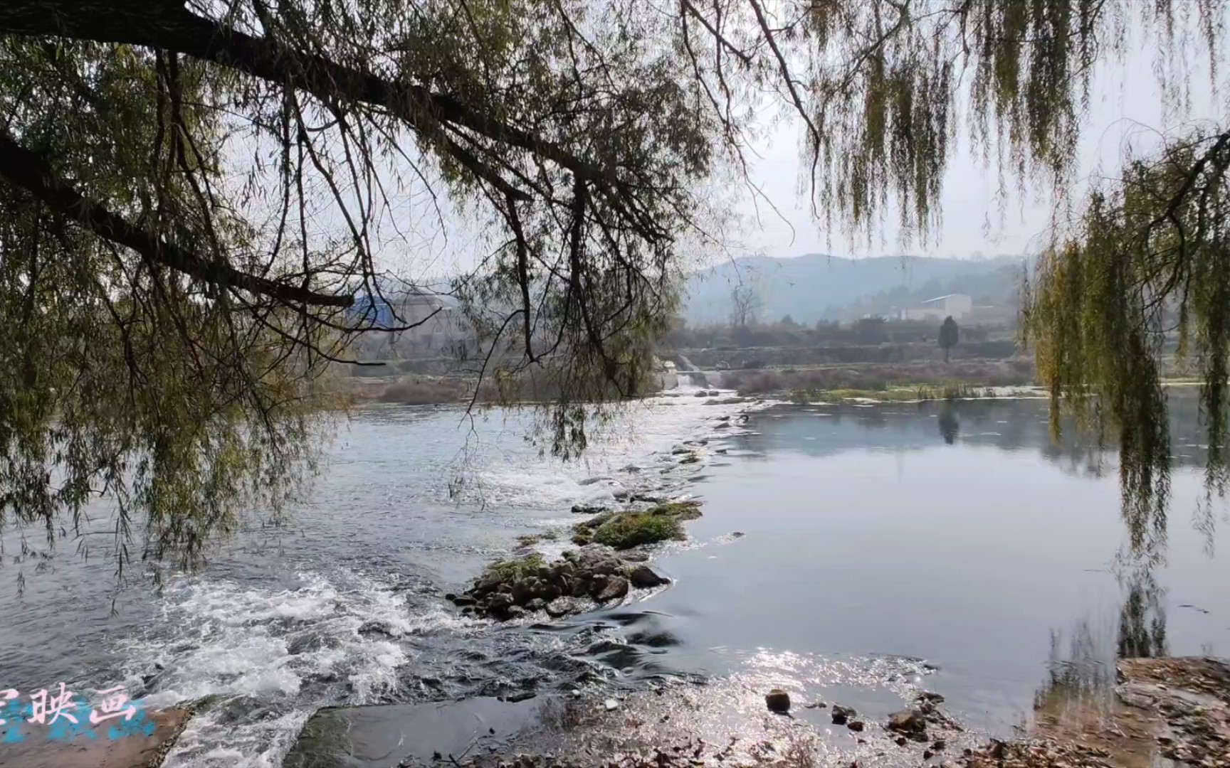 泉水叮咚垂柳飘飘,奔腾的河水还有好吃烤鸭蛋这里是安阳善应镇小南海