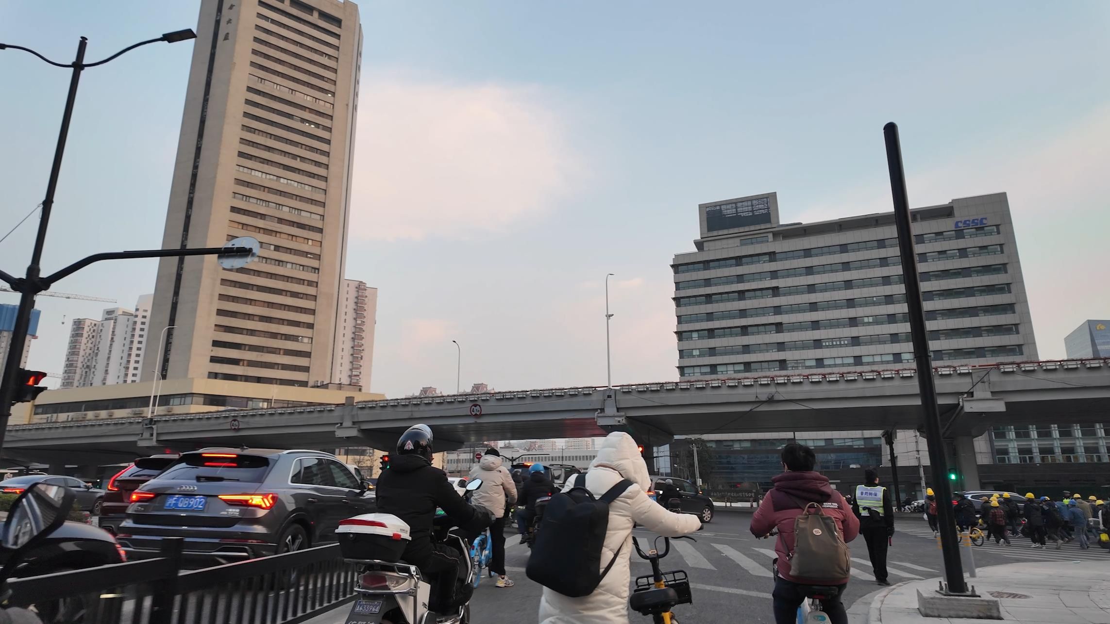 [图]静安街区｜游览 上海 市区｜安远路｜胶州路｜夜景灯光｜石门一路｜武宁路 静安｜武宁路桥改造｜安远路｜胶州路｜静安寺街区｜北京西路｜常德路｜ 夜景灯光｜石门一路｜