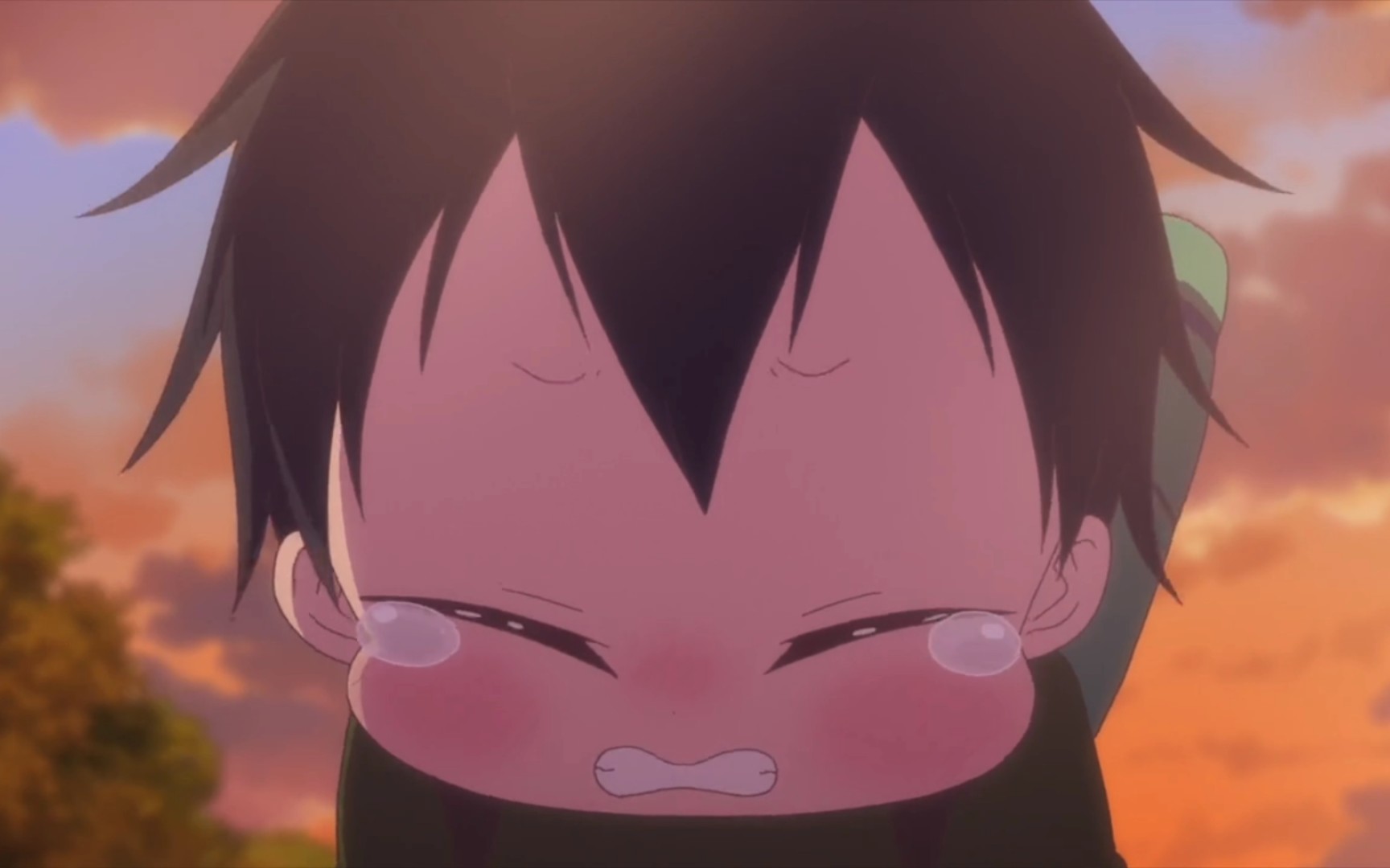 学院奶爸小鹰是个小哭包