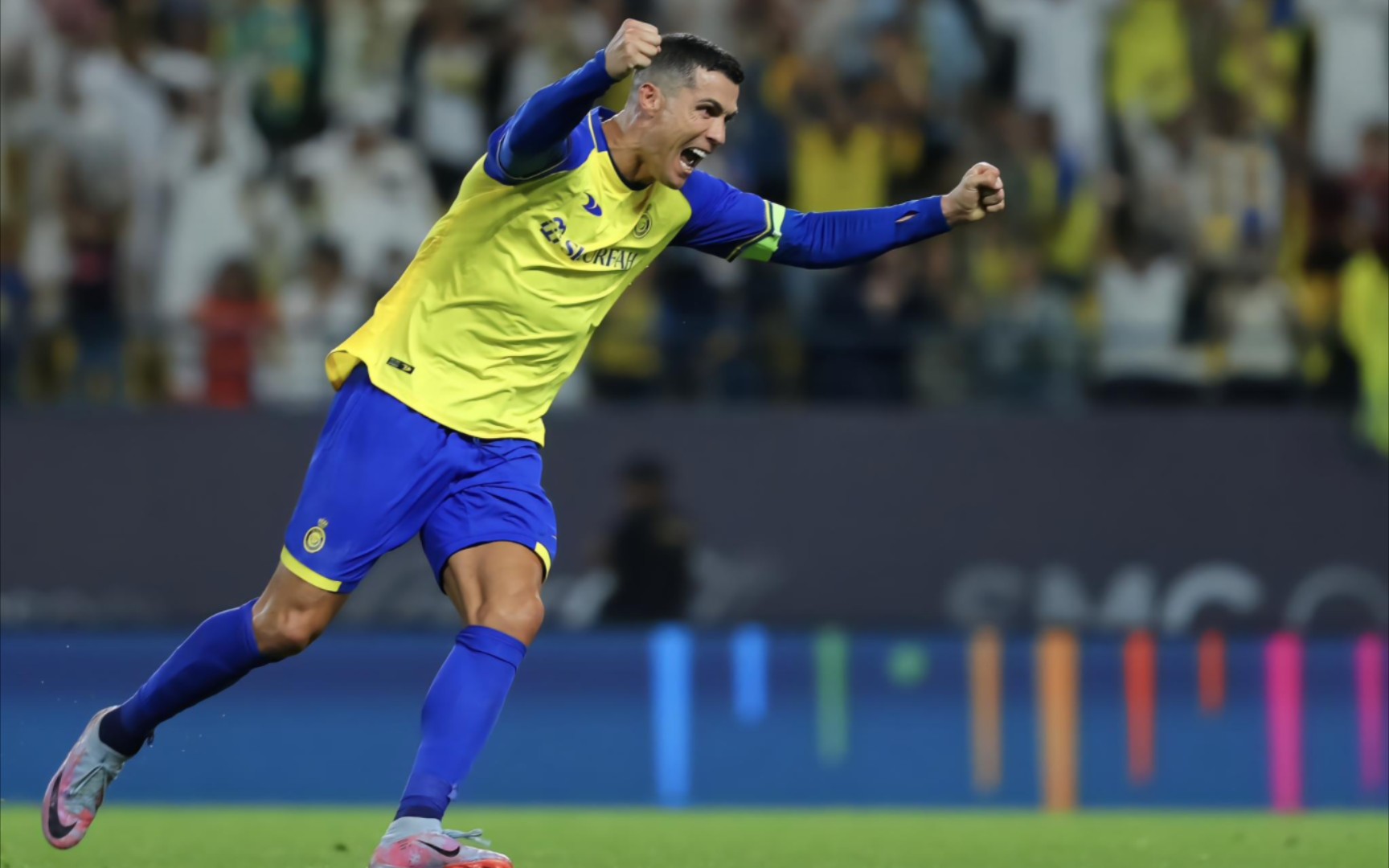 辣个男人回来了,c罗任意球破门,帮助球队扳平比分