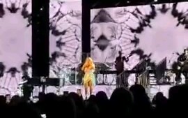 [图]【94既视感】Mariah Carey - Anytime You Need a Friend Live in Caution_World Tour