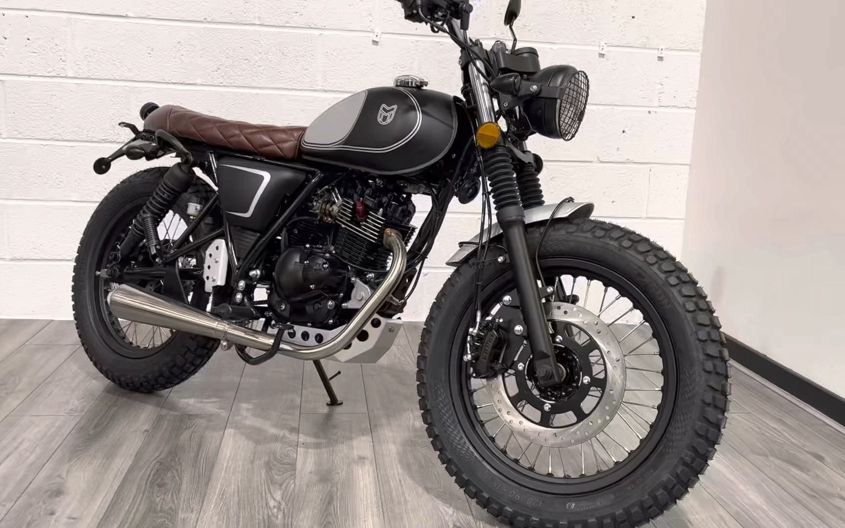 mutt mastiff 125 retro classic 125cc learner legal 2023 model