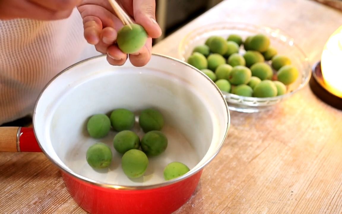 青梅甘露煮(糖浆煮)的制作方法99食谱【不碎的诀窍99不失败的要点