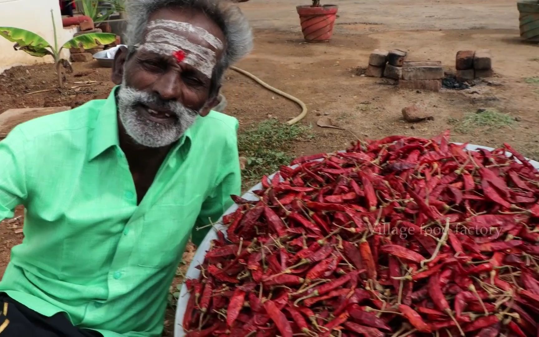 印度六爷这辣椒炖西红柿很辣很qk_哔哩哔哩 (゜-゜)つロ 干杯~-bili