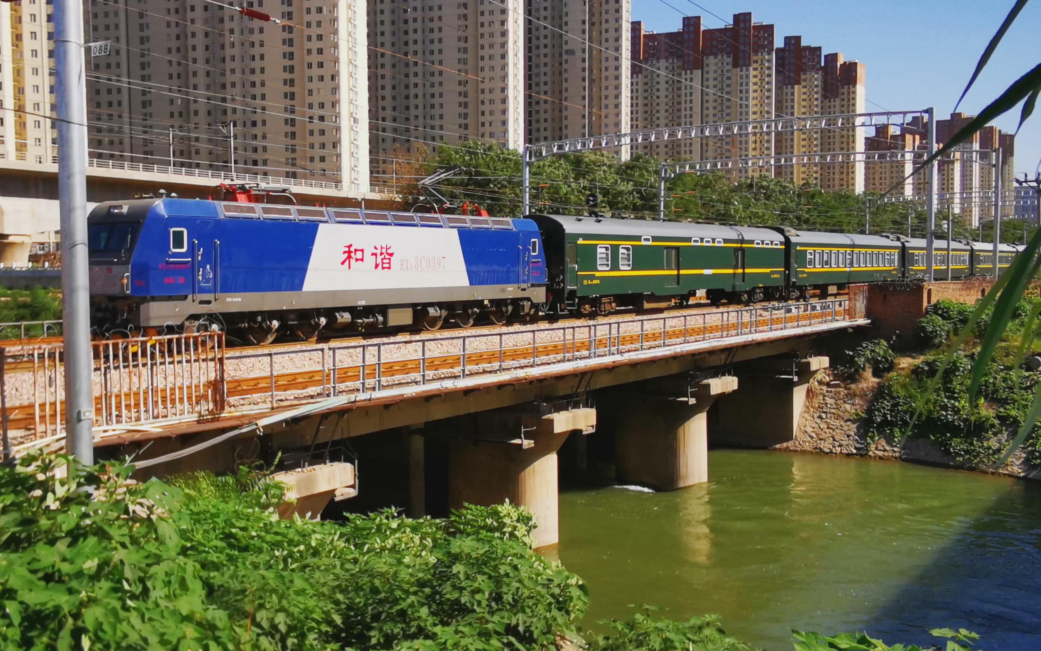 第一次拍到整列原色火车北京西开往西安t41誉为西北第一车