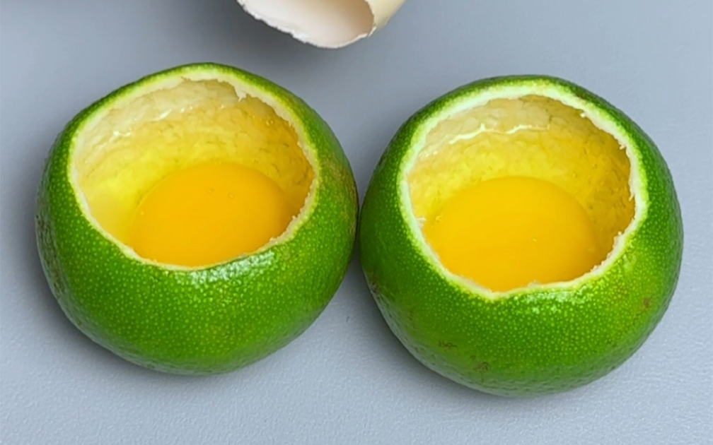 农村的青橘子,小时候常摘它,橘子鸡蛋的民间制作