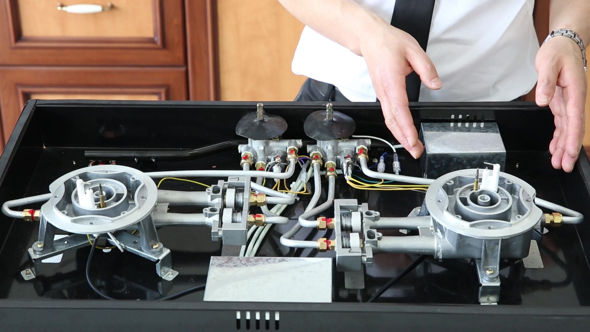 科恩燃气灶内部结构讲解