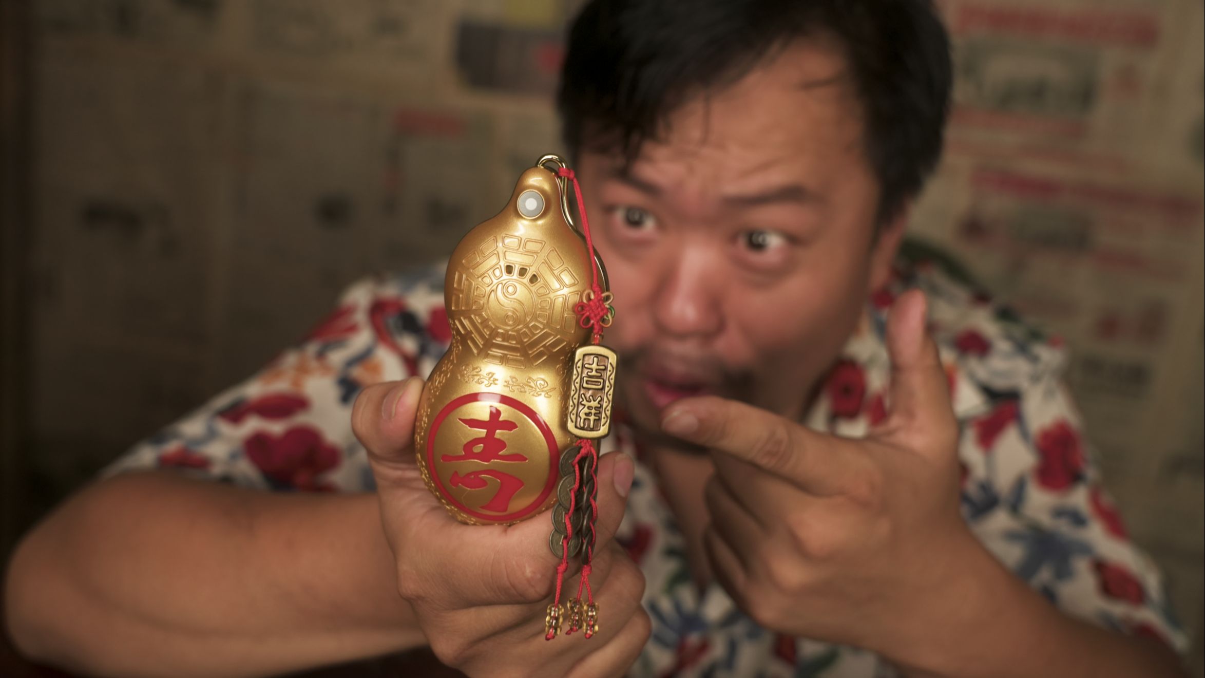 0.1%的人用过的“间谍手机”能伪装成啥样？！