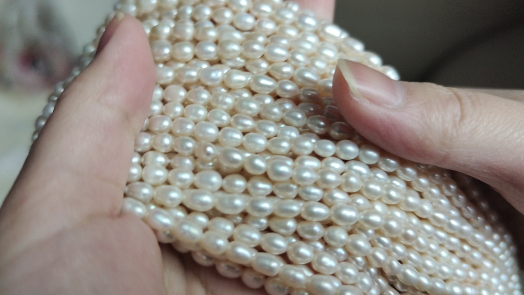 出4mm米型珍珠