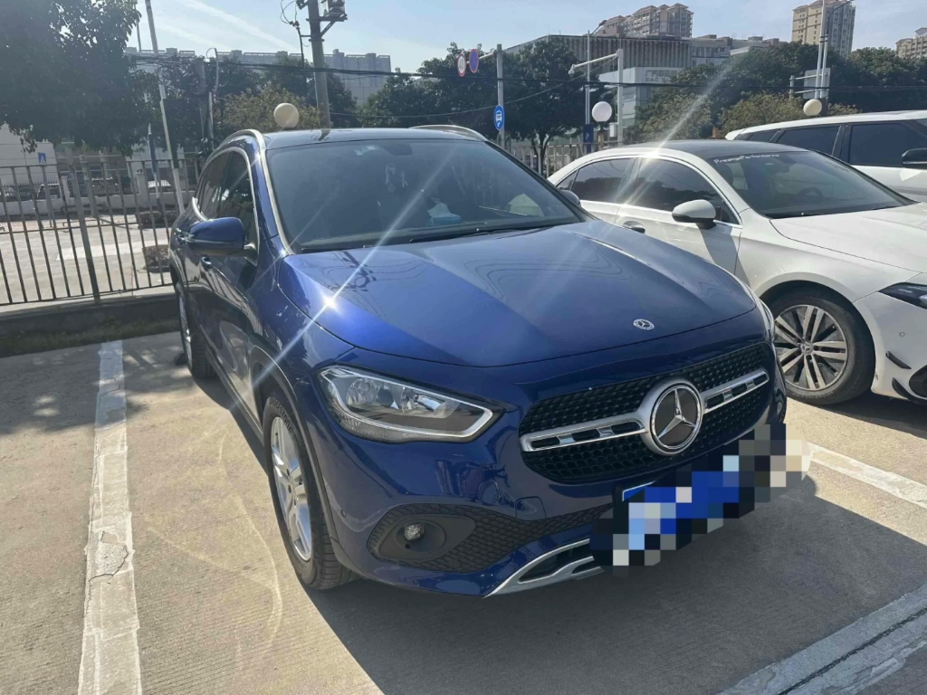 【品牌车型】奔驰 gla 2020款 gla 180 【上牌日期】2021年11月【表显