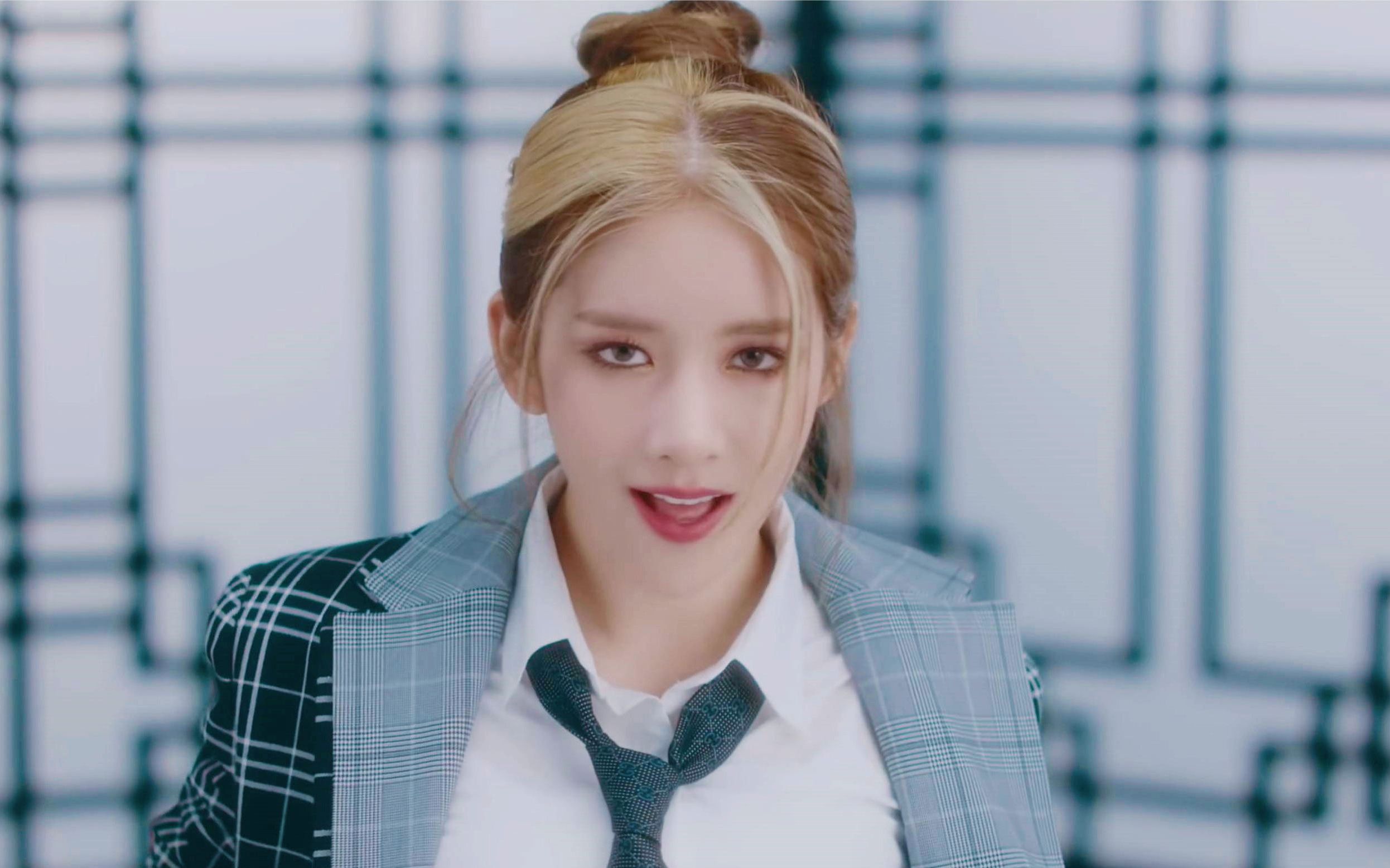 【4k超清mv】韩国女团宇宙少女wjsn《easy》制服,还是被制服?