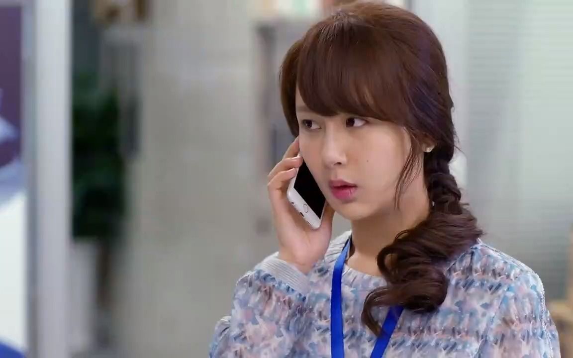 【欢乐颂】小邱职场两头受气,上司要求报销发票,却被白渣男针对