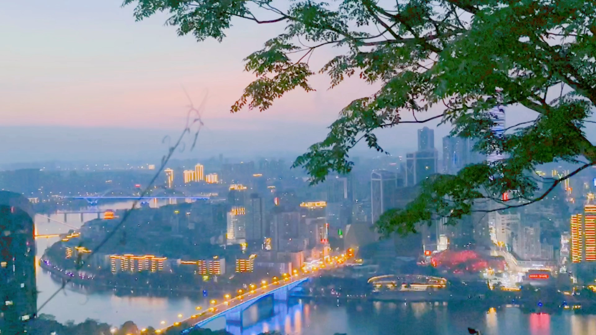 柳州市马鞍山看夜景