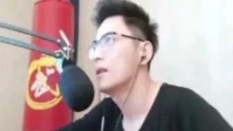 智勋：我再看亿眼，就亿眼