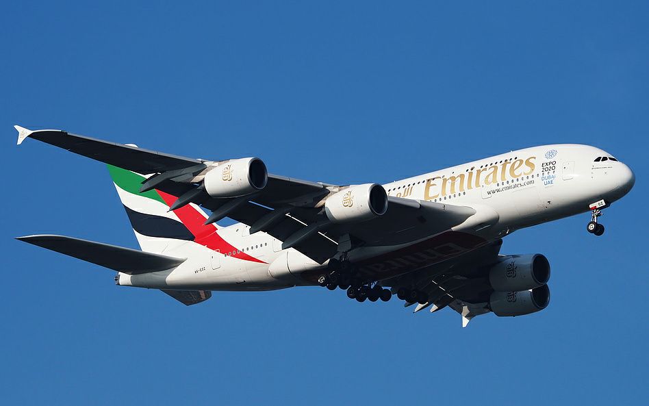 阿联酋航空a380涂装重新喷涂_哔哩哔哩 (゜-゜)つロ 干杯~-bilibili
