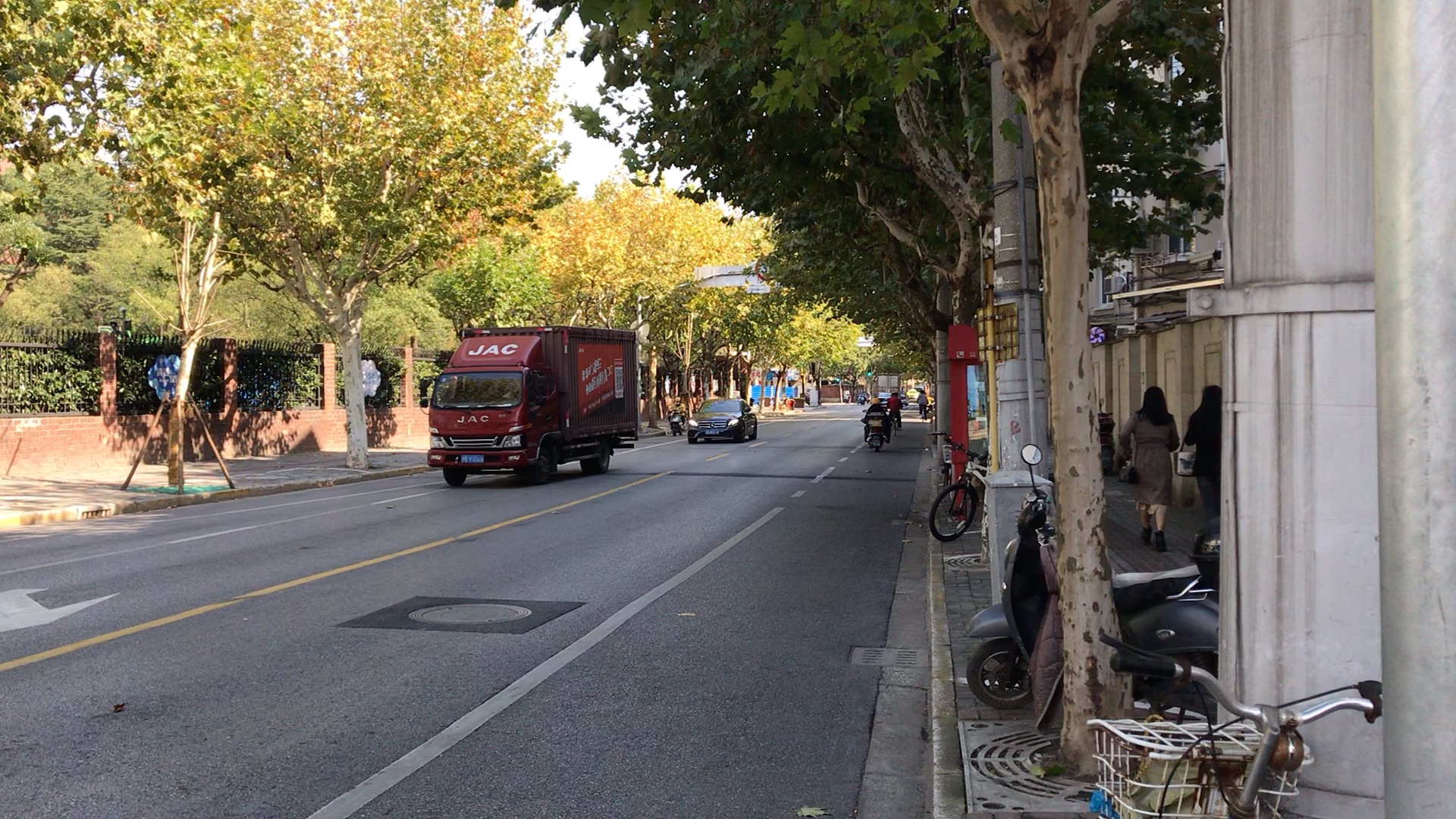 上海街景实拍(玉屏南路)