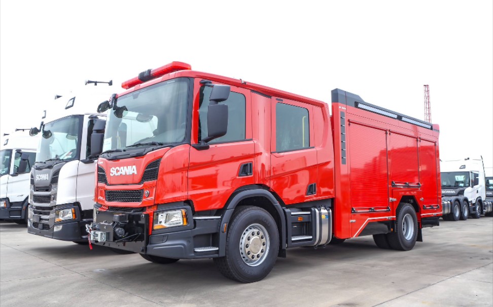 长沙购入的日本生产的森田城市主战车到达消防站