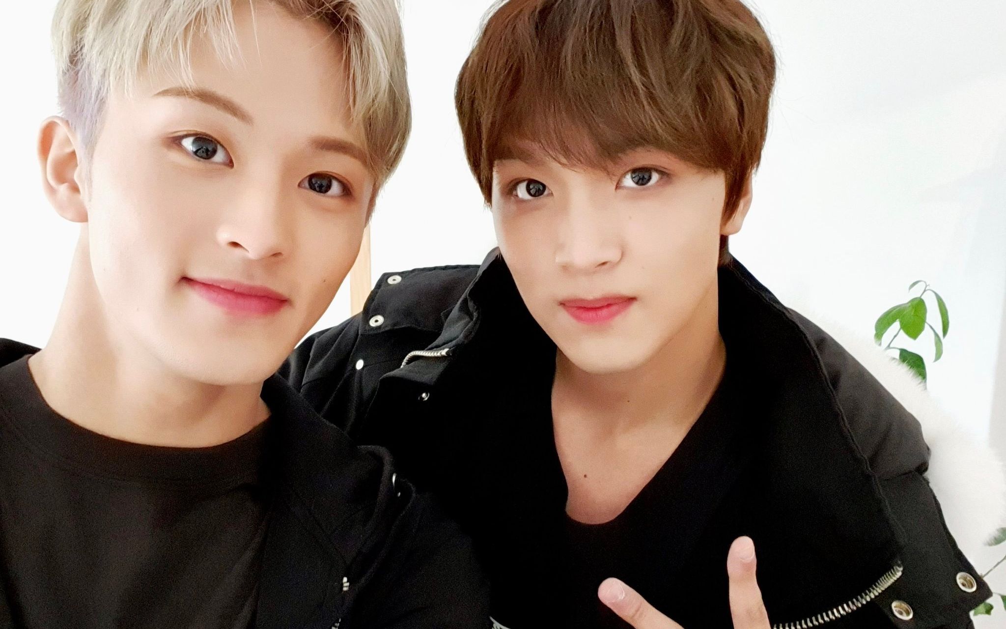 马东马的亿万富翁和马克楷灿一起度过一年中字