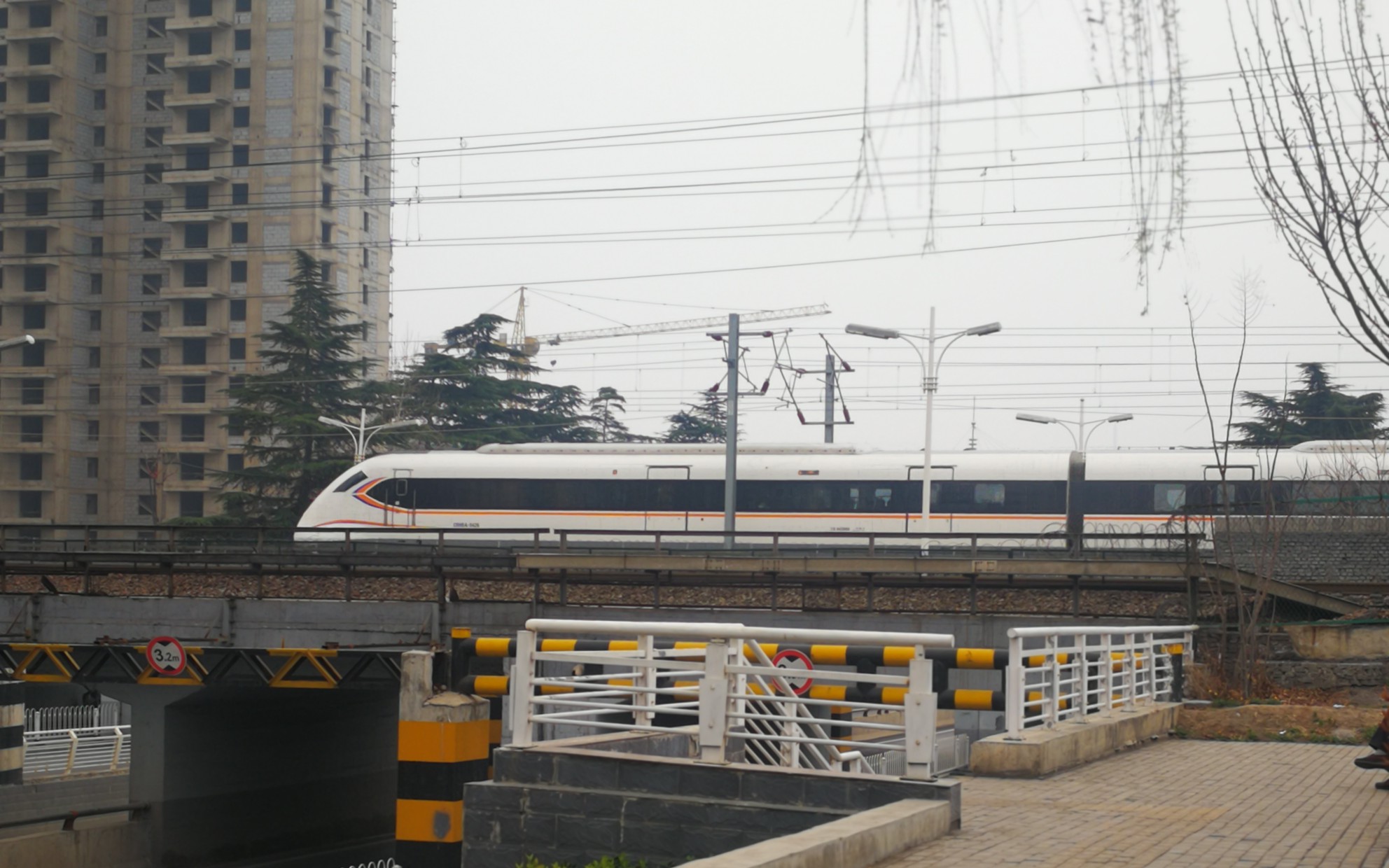 重做版的疫情之下的新月线