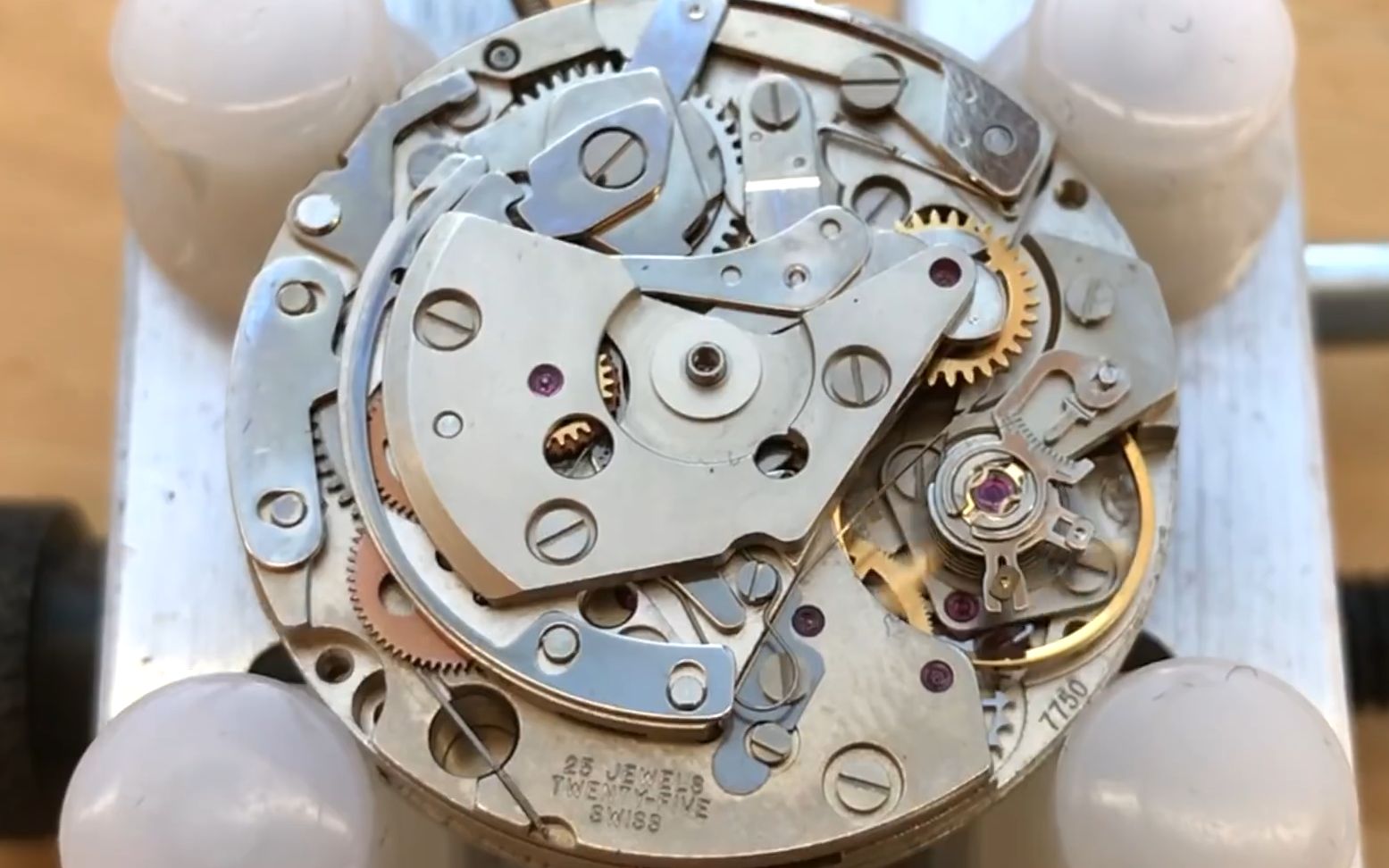 eta/valjoux 7750机械计时机芯结构工作原理讲解_哔哩哔哩 (゜-゜)つ