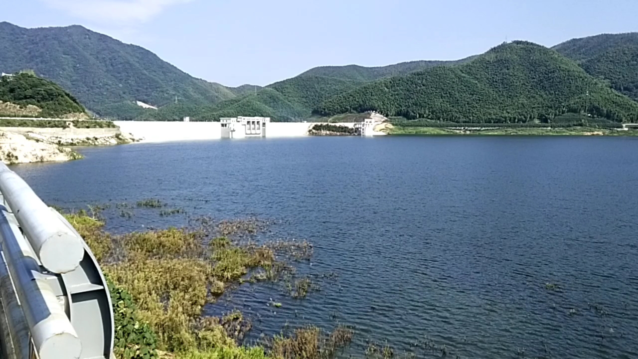 以前住的葛岙村变成水库了