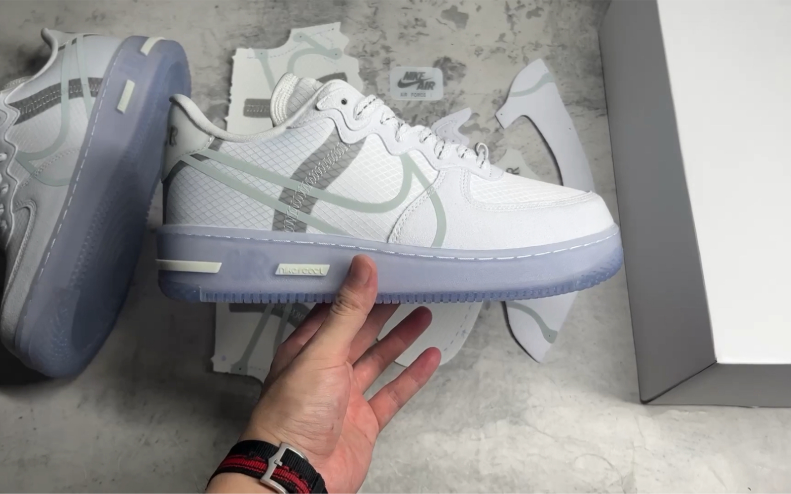 【全方位实拍】nike air force 1 low react qs light bone 骨白 冰蓝