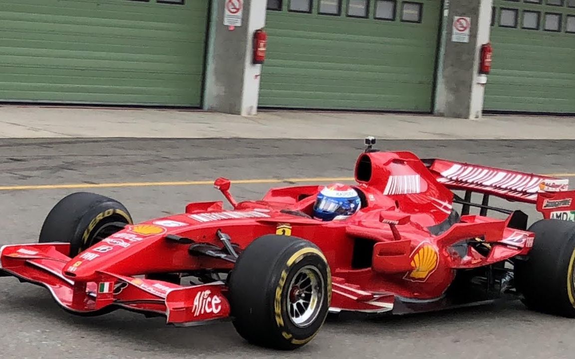 令人上头的自吸v8声浪驾驶莱科宁的冠军座驾f2007在布尔诺赛道驰骋