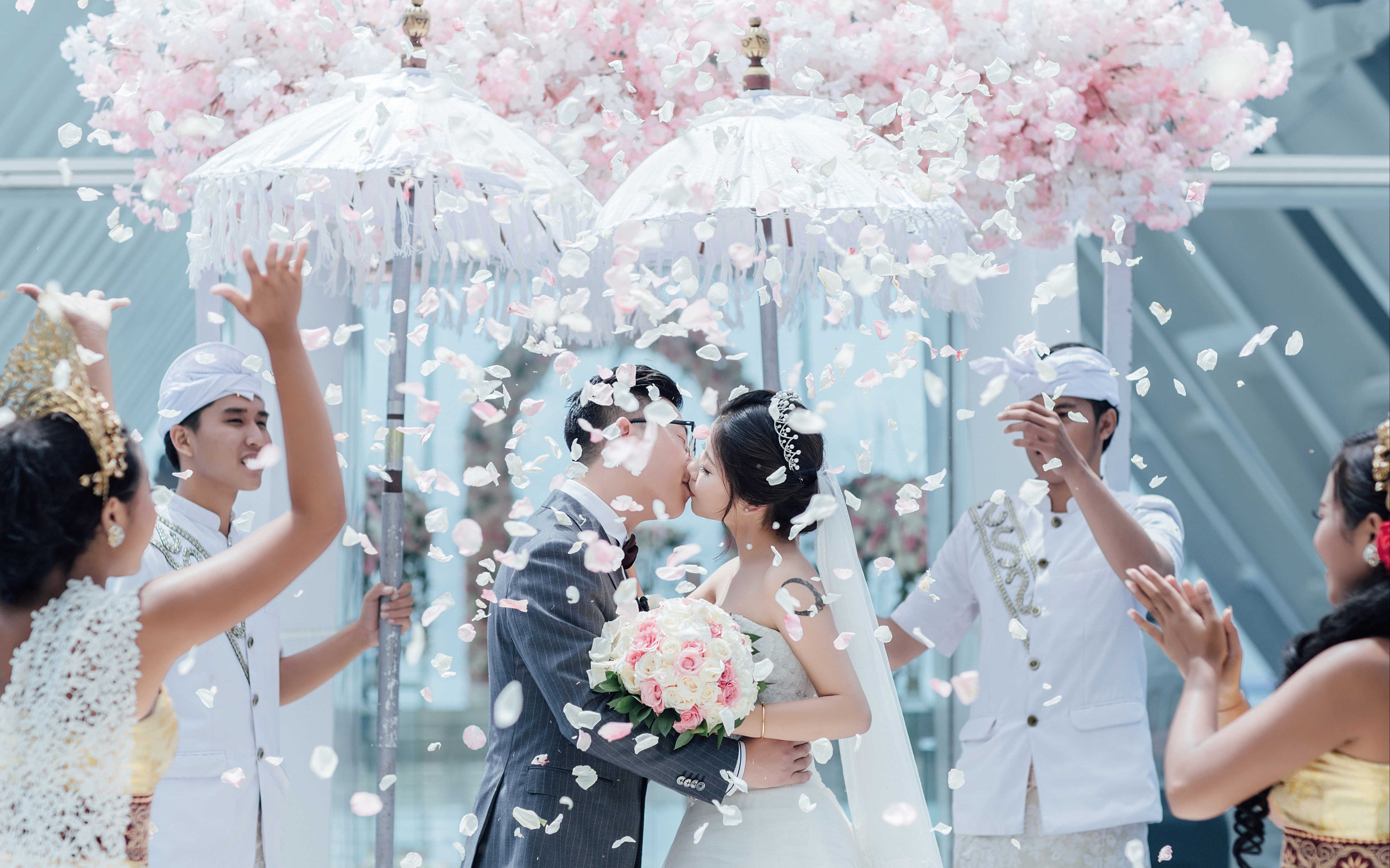 谈谈南北结婚那些事,见过两美金的红包嘛?专治那些"贪心鬼"