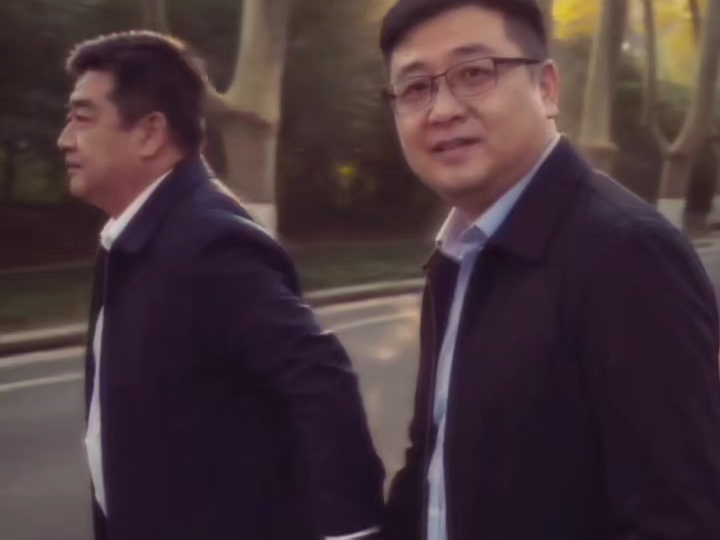 《有谁共鸣》之霸道的老王
