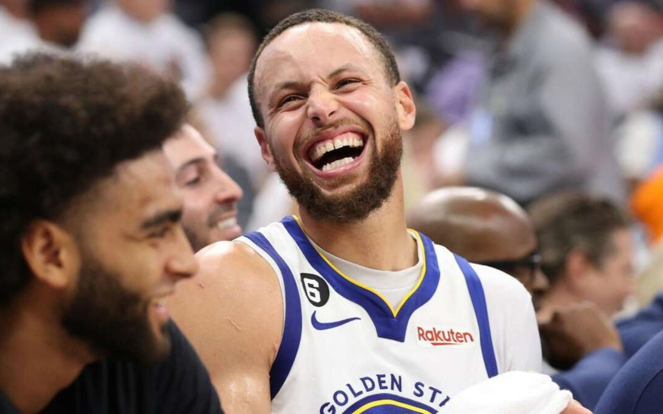 斯蒂芬·库里发表"最伟大演讲"