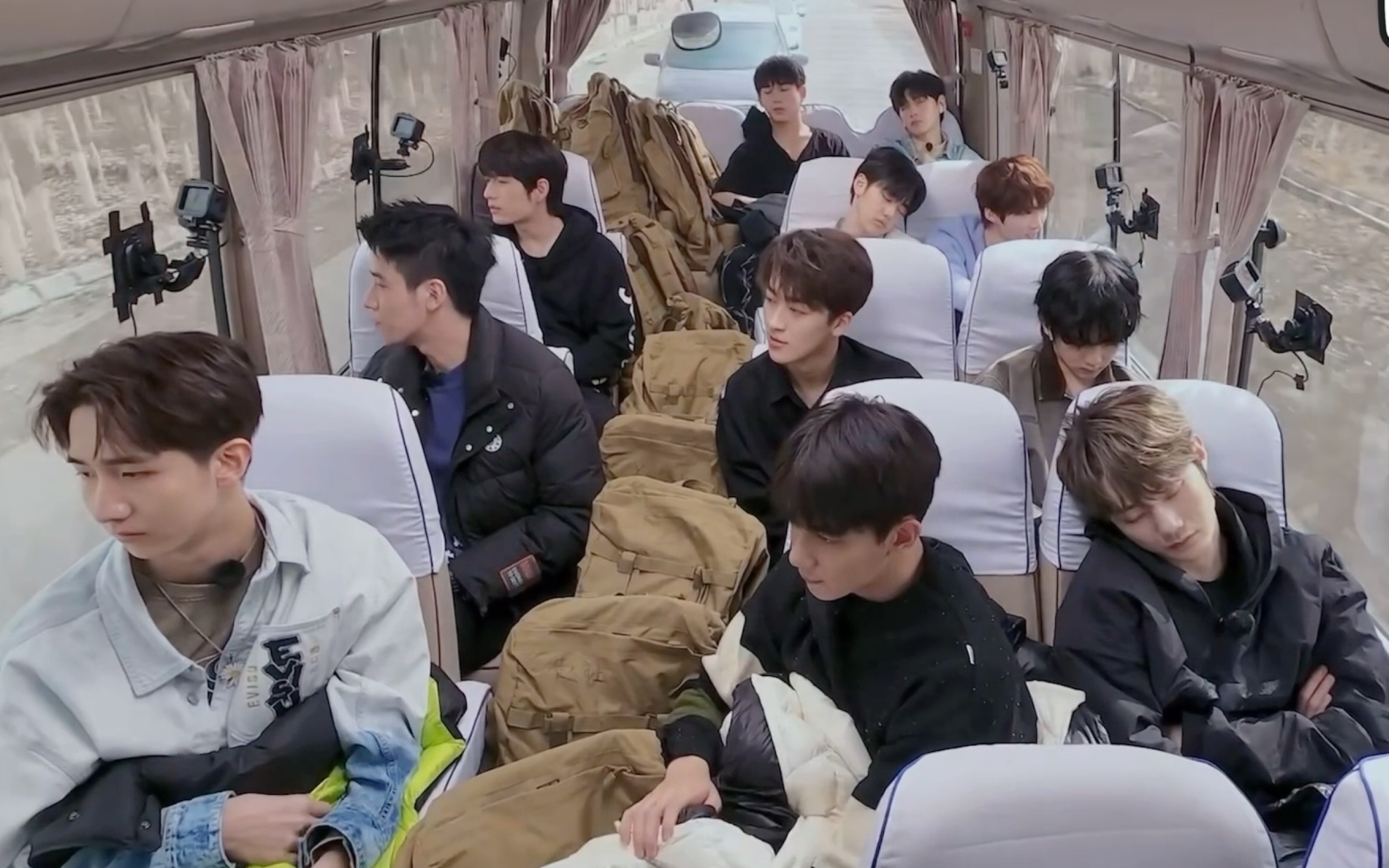 【r1se】一车面包人_哔哩哔哩_bilibili