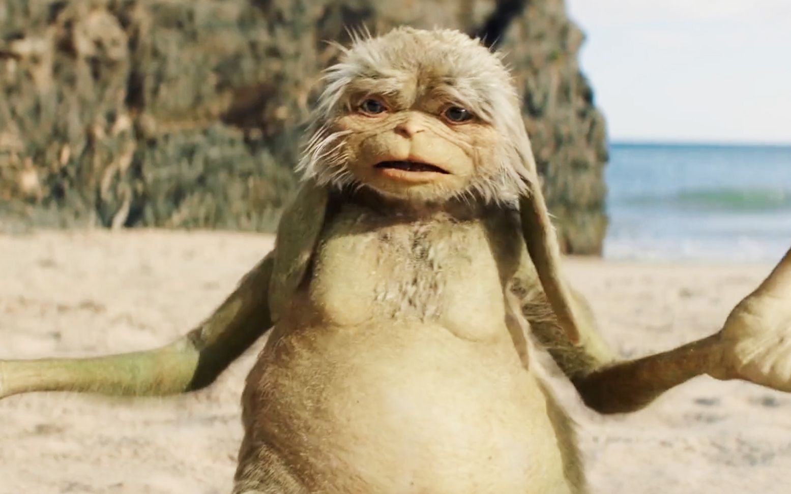 沙怪能帮人实现愿望,大叔许愿有花不完的钱,被金币掩埋差点窒息