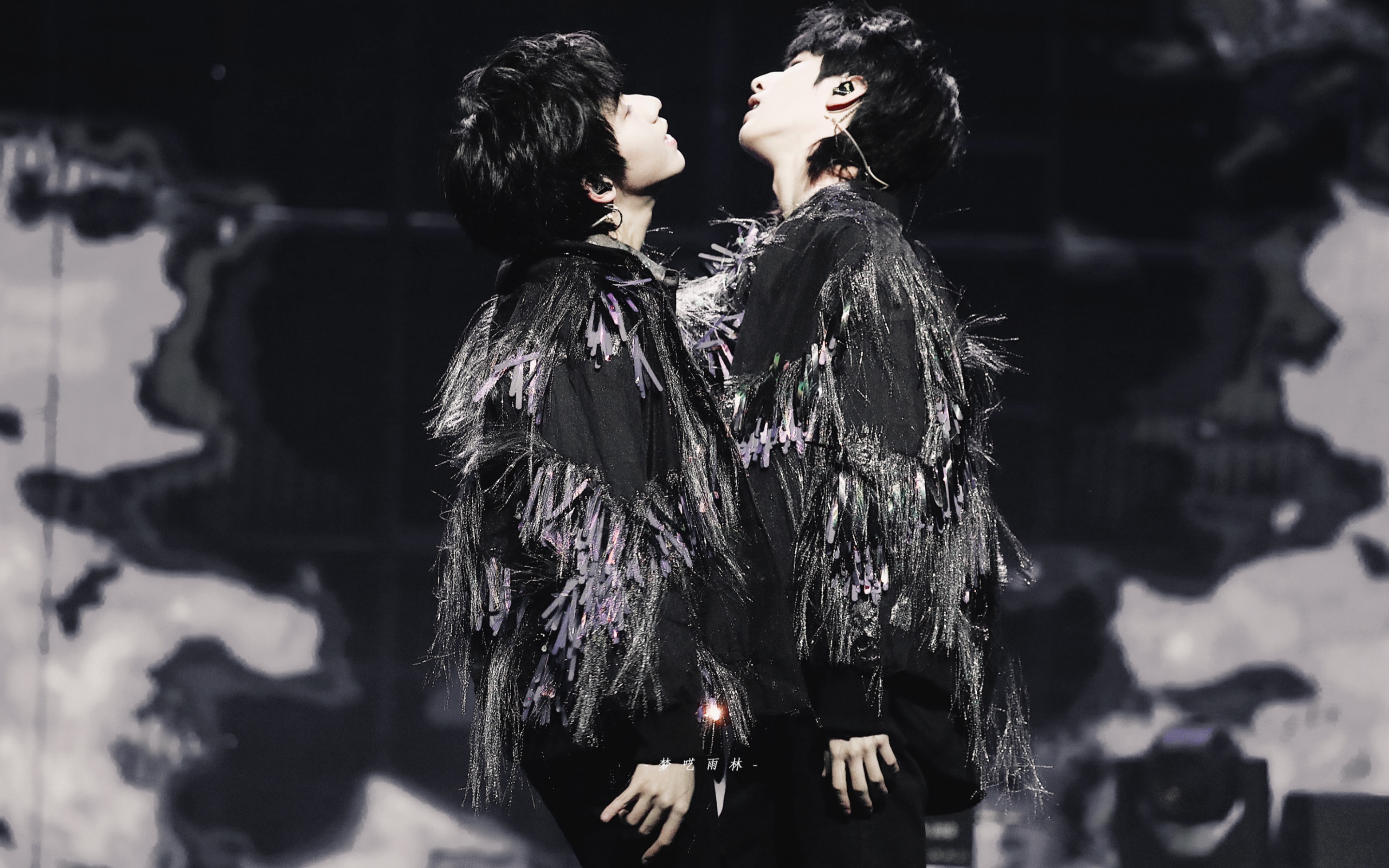 【翔霖】【翔霖一路走来的歌】震惊 00后少女翻唱70w神仙舞台!