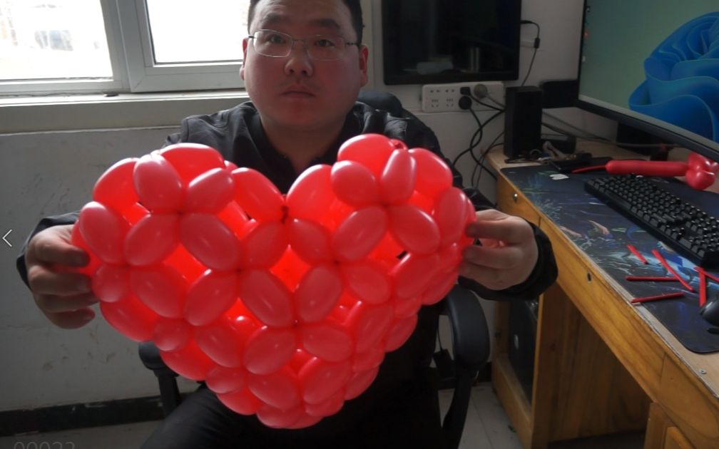 魔术气球造型分享(爱心)_哔哩哔哩_bilibili