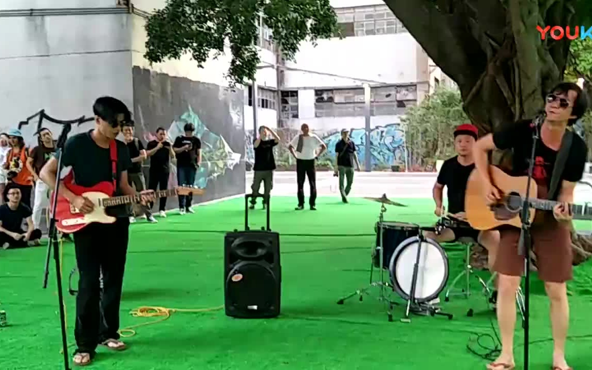 [图]【Live全场】五条人 - “踢馆”第五届明天音乐节 @深圳B10现场外广场大榕树下 2018.5.18